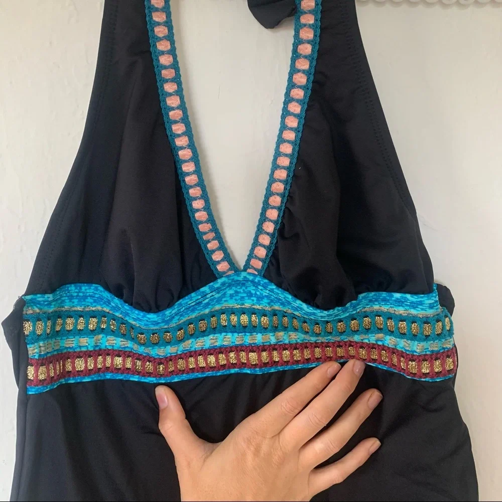 La Blanca Running Stitch Halter Tankini Top